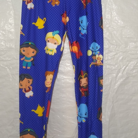 🌼 3 for $25 🌼 Aladdin leggings - Picture 2 of 2